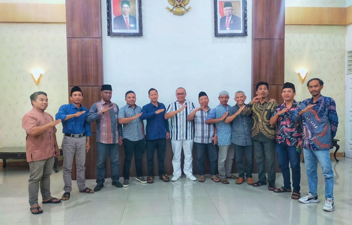 Pj Gubernur Lalu Gita Himpun Kekuatan Alumni Malang Raya Asal NTB Galang Dana Bantu 1000 Anak Yatim